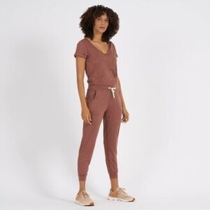 Vuori All Day Jumpsuit Short Sleeve Rolled Crop Terracotta Heather Brown XS